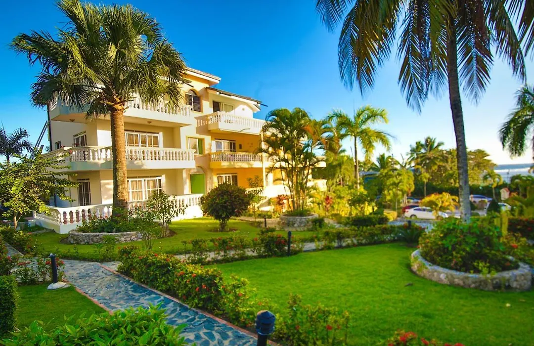 Las Palmeras by Graziano-1