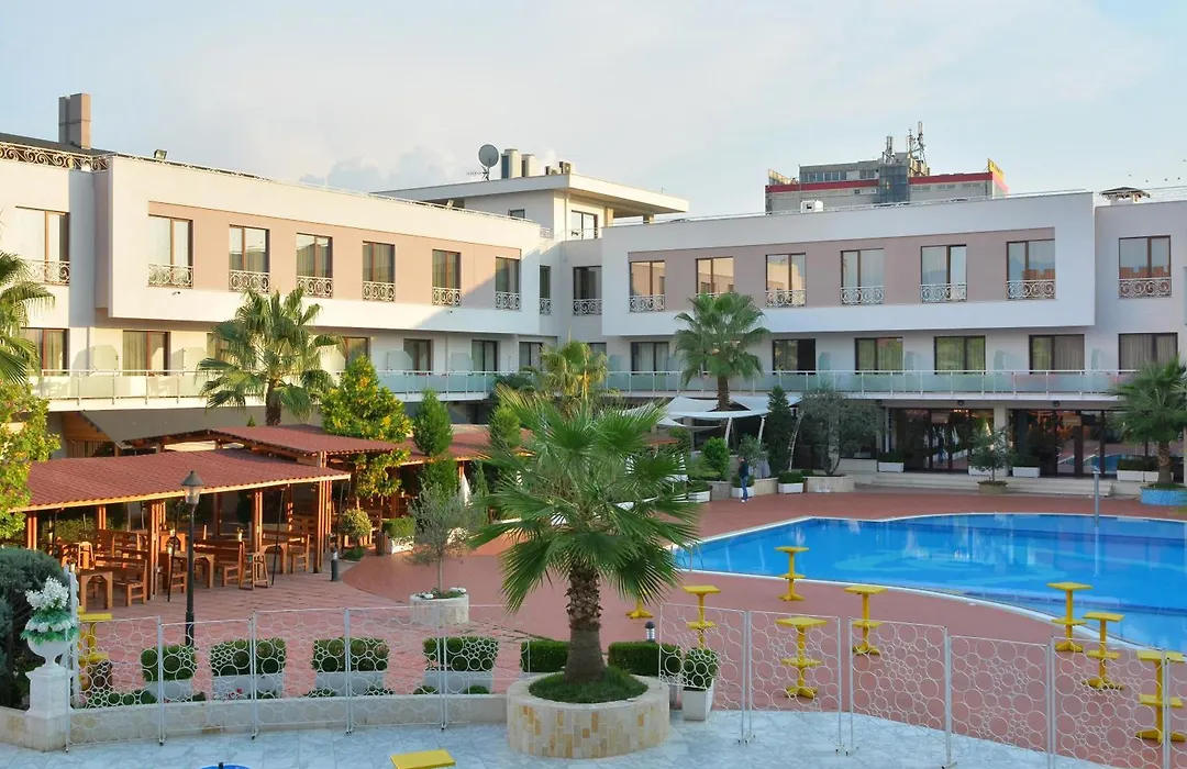 Te Stela Resort & Spa-1