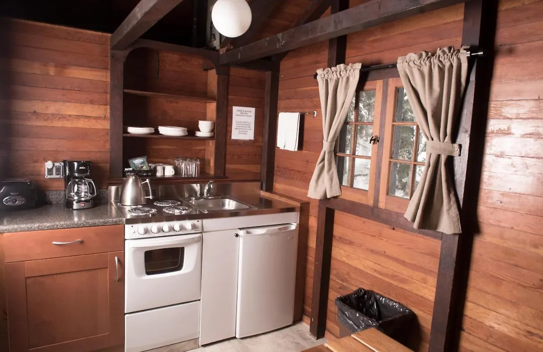 Miette Hot Springs Bungalows-1