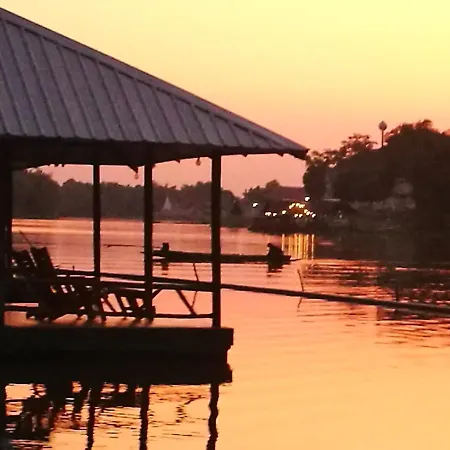 River Marina Resort-2