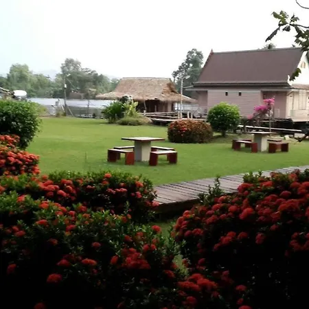 Bamboo House Resort-3
