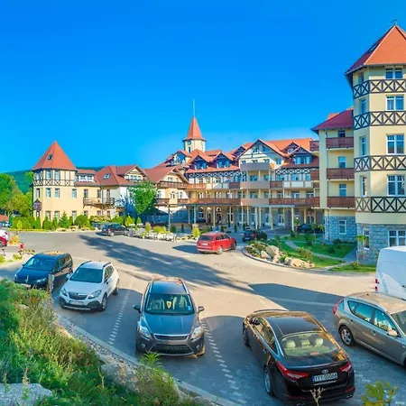 St Lukas Medical & Spa-2
