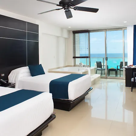 Seadust Cancun Beach Resort-3