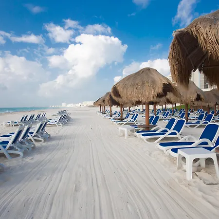 Seadust Cancun Beach Resort-2