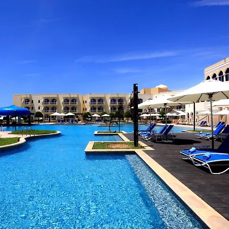 Wyndham Garden Salalah Mirbat-3