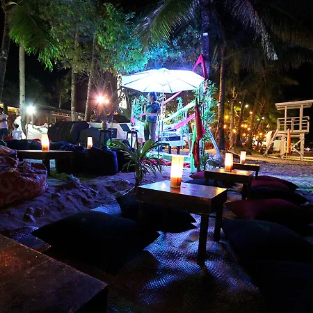 Bamboo Beach Resort & Restaurant-2