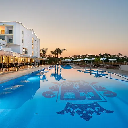 Dona Filipa Hotel-3