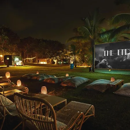 Lux* Grand Gaube Resort & Villas-3