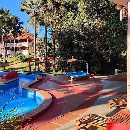 Lemon Creek Hotel Resort-3