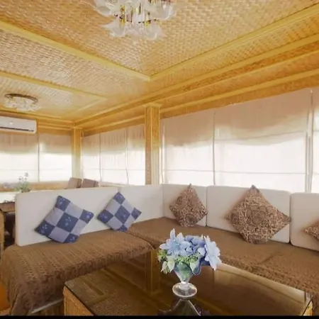 Foxy'S Beach Resort-3