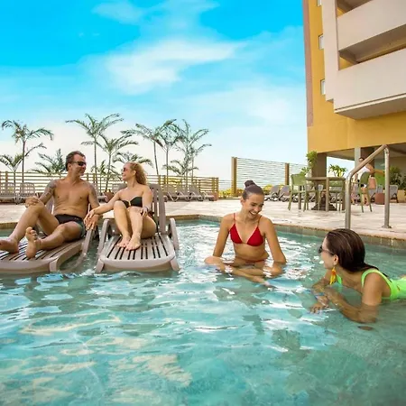 Hot Beach Parque E Resort-3