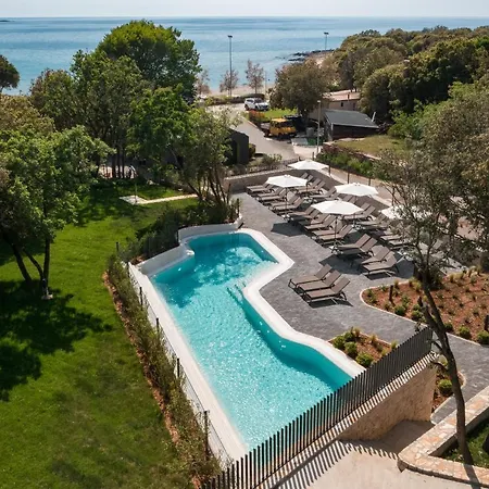 Luxury Glamping Beach Villas Porto Bus-3