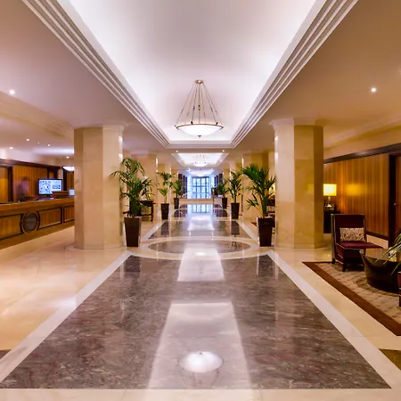 Radisson Blu Hotel & Resort, Abu Dhabi Corniche-2