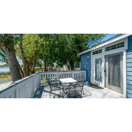 Snug Harbor Rv Park & Marina-3