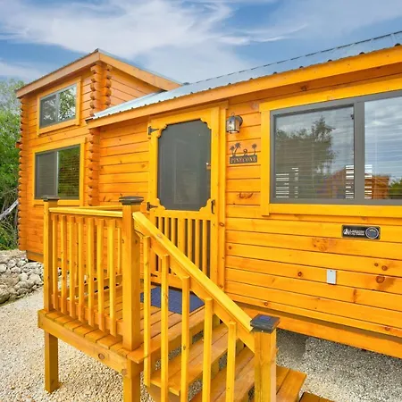 Cabins At Bonefish Bay-3
