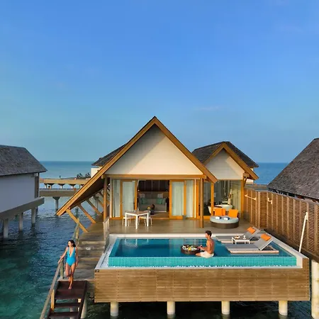 Emerald Faarufushi Resort & Spa-2