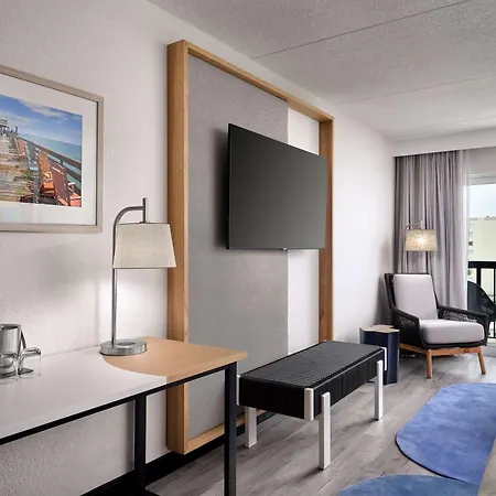 Hilton Garden Inn Cocoa Beach-Oceanfront, Fl-2