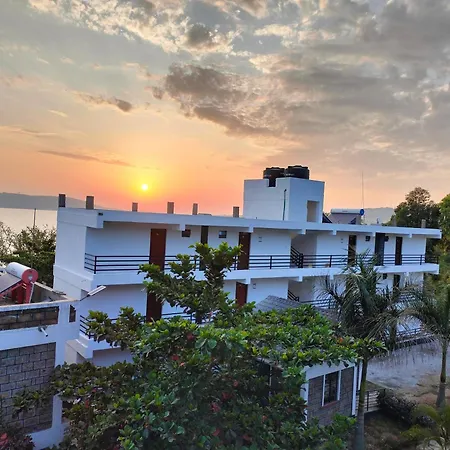 White Stone Beach Resort-2