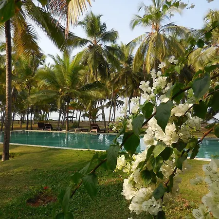 Kanan Beach Resort-3