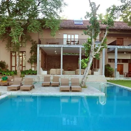 Roman Lake Ayurveda Boutique Resort-2