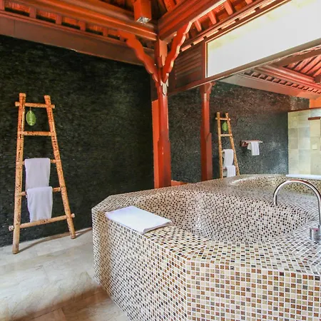 Kupu Kupu Barong Villas And Tree Spa-3