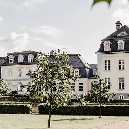 Thereset Schloss Gross Plasten-2