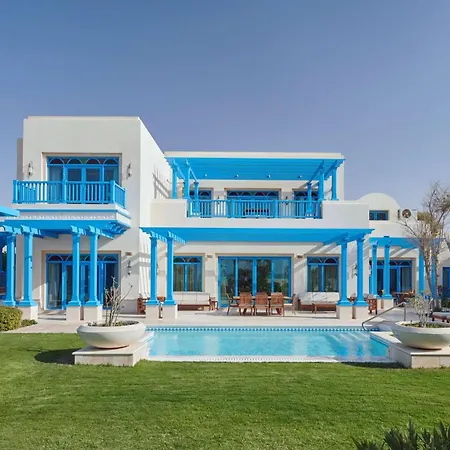 Hilton Salwa Beach Resort And Villas-2