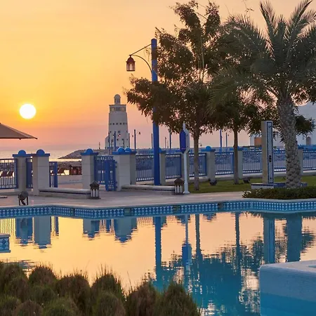 Hilton Salwa Beach Resort And Villas-3