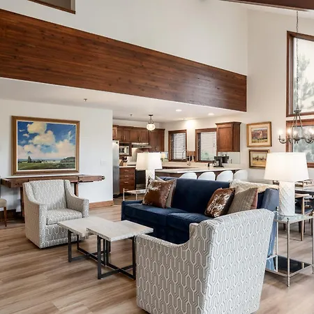 Deer Valley Little Belle Ultimate Ski Getaway, Sleeps 14, Luxury Design, Private Hot Tub,-3