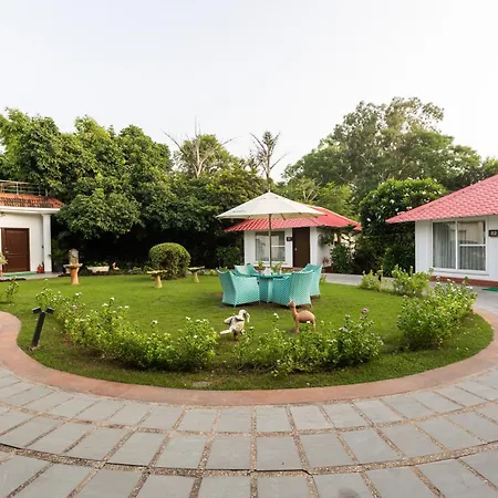 Karma Lakelands Golf Resort & Residences-2