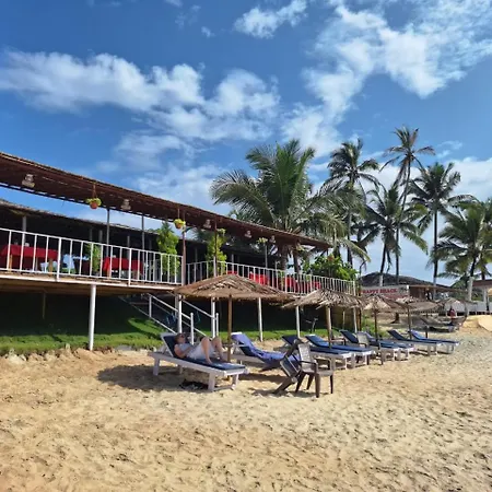 Happy Shack Beach And Wooden Huts-3