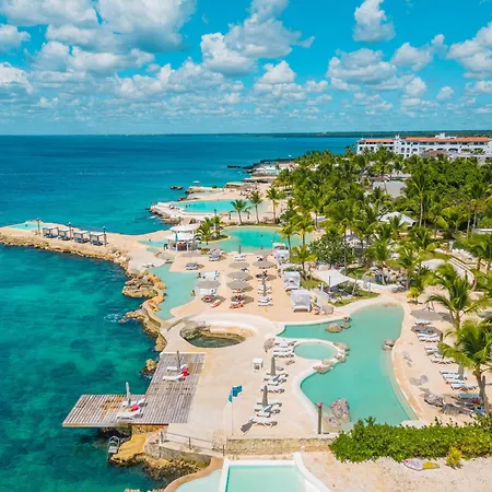Tracadero Beach Club & Holidays Rentals-2