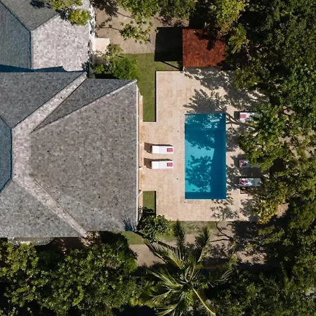 Pink Sands Resort-2
