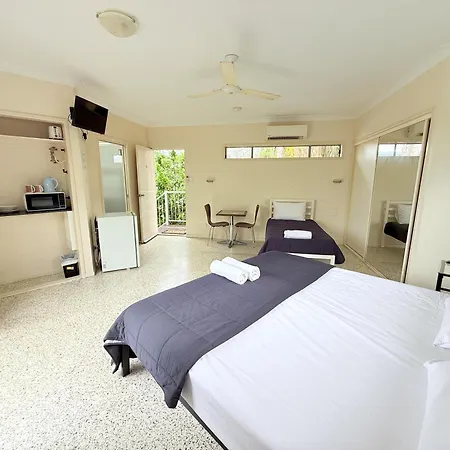 Emu Park Beach Resort-3