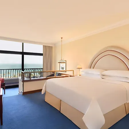 Sheraton Grand Doha Resort & Convention Hotel-3