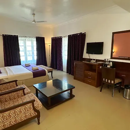 Silver Sands Hideaway Resort, Candolim-2