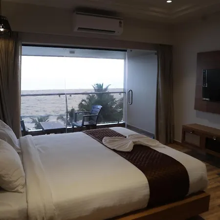 Palm Breeze Beach Resort-2