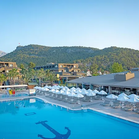 Sailor'S Beach Club-3