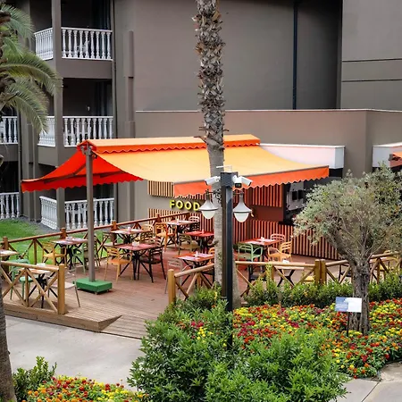 Sailor'S Beach Club-2