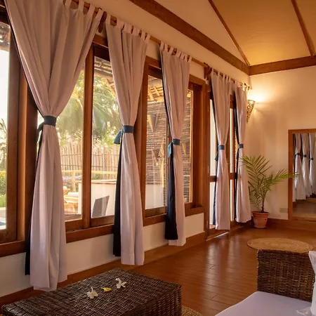 Pole Pole Bungalows-3