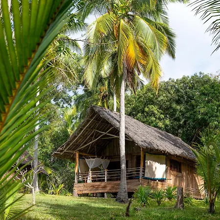 Pole Pole Bungalows-3
