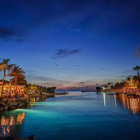 The Royal Sea Aquarium Resort-3