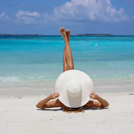 Makunudu Island- An Intimate Hideaway-3