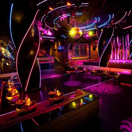 Hard Rock Hotel & Casino Punta Cana (Adults Only)-3