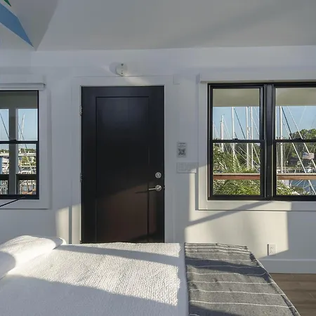 Inn At Haven Harbour-2