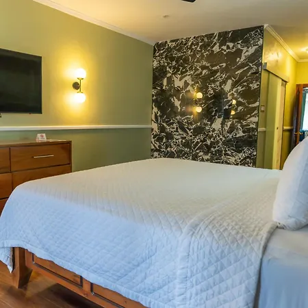 Travellers Beach Resort-2