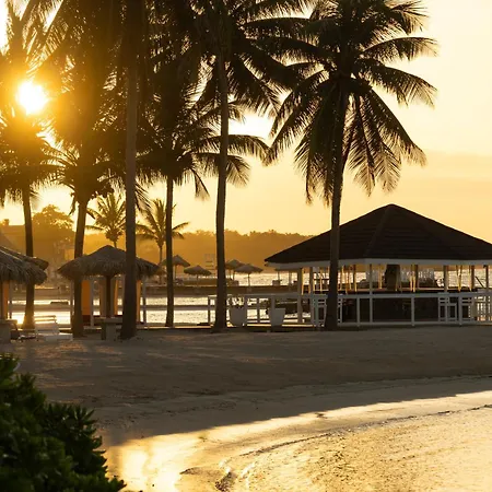Grand Muthu Runaway Bay Club Caribbean-3