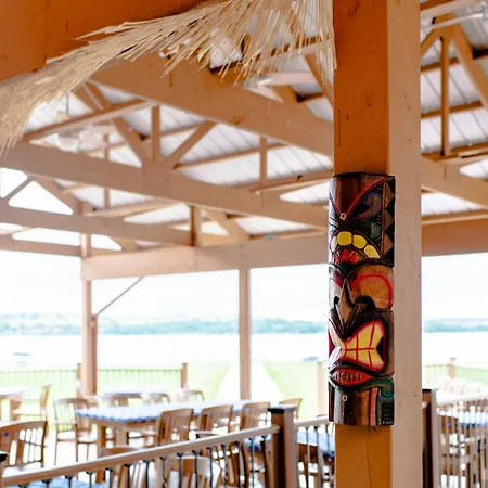 Cedar Shore Resort-2