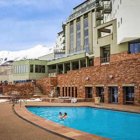 The Peaks Resort And Spa-3