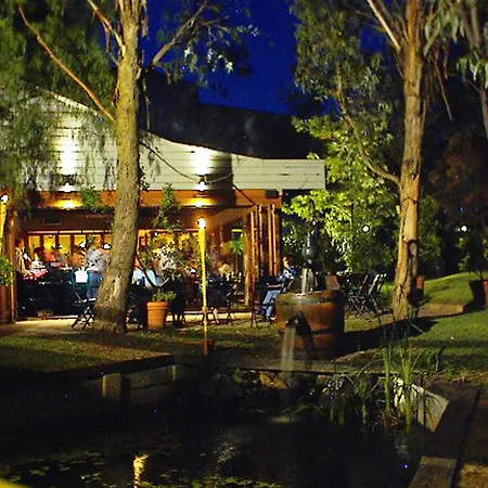 Hunter Valley Resort, Hunter Farm Adventure Centre & 4 Pines At The Farm-2